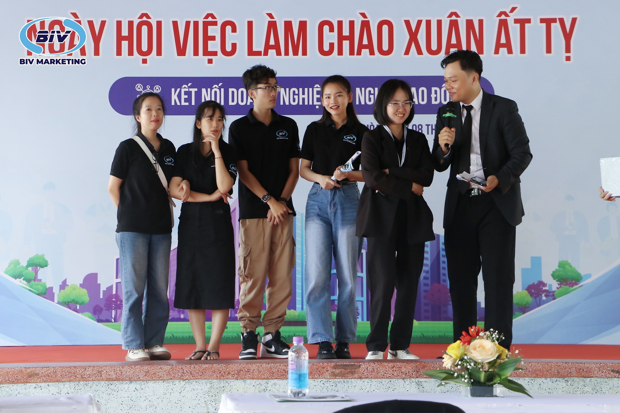 BIV MARKETING ĐỔ BỘ "NGÀY HỘI VIỆC LÀM CHÀO XUÂN ẤT TỴ" TẠI ĐẠI HỌC NHA TRANG biv do bo ngay hoi viec lam tai dai hoc nha trang 5